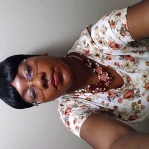 Meet your Posher, Sonya